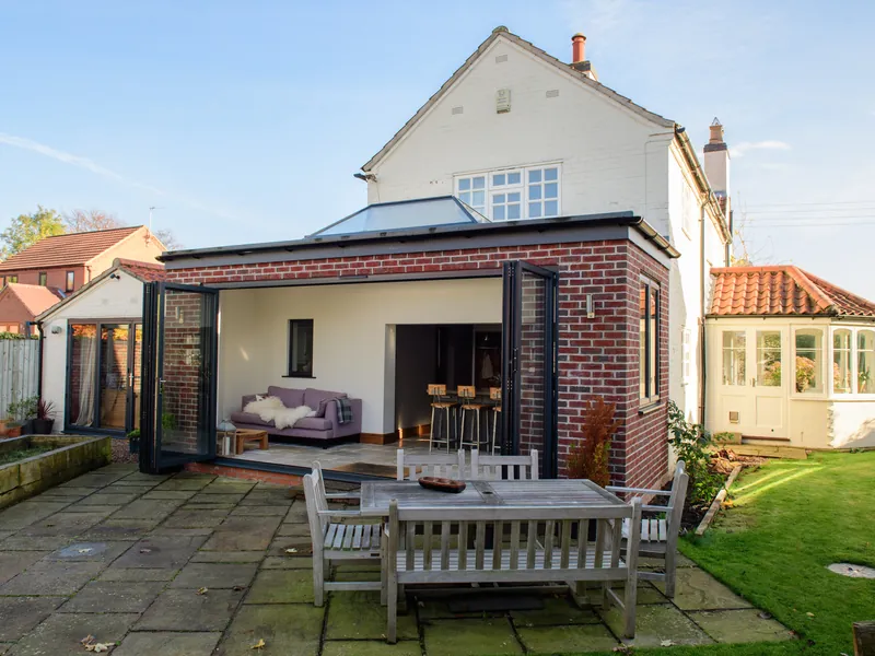 Bifold Stratford