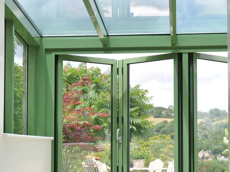 Bifold Stratford
