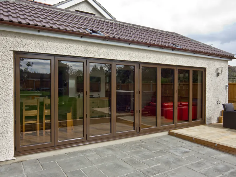 Bifold Stratford